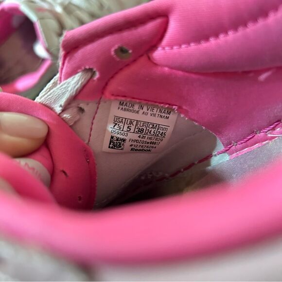 Reebok Club C Double Geo Womens US 7.5 Frost Berry - Picture 9 of 9